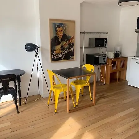 St Ouen Centre 20mn De Chatelet Ligne 14 Apartment